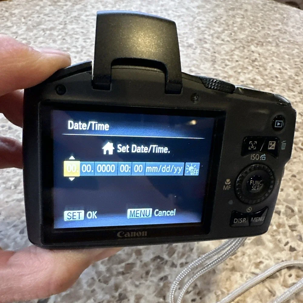 Canon PowerShot SX130 IS 12.1MP Digital Camera Black PC1562 Works
